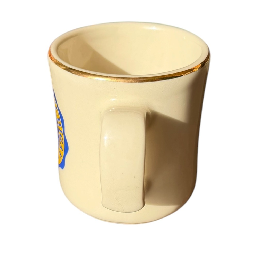 Vintage University of Michigan Coffee Mug Gold Rim Seal Crest Cream Ceramic 1817 - Picture 3 of 11